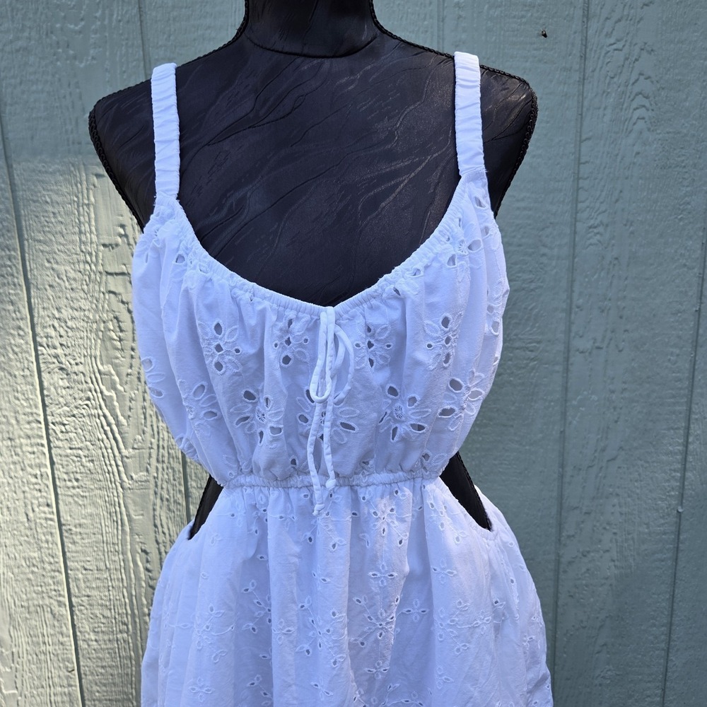 American‎ Eagle White Eyelet Lace Mini Cutout Sundress Womens XL Floral Boho